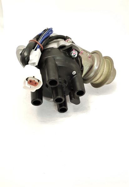 IGNITION DISTRIBUTOR  B383-18-200A  Mazda 323 BG - 1,3l -   NEW SPINTEROGENO DISTRIBUTEUR D'ALLUMAGE DISTRIBUTORE